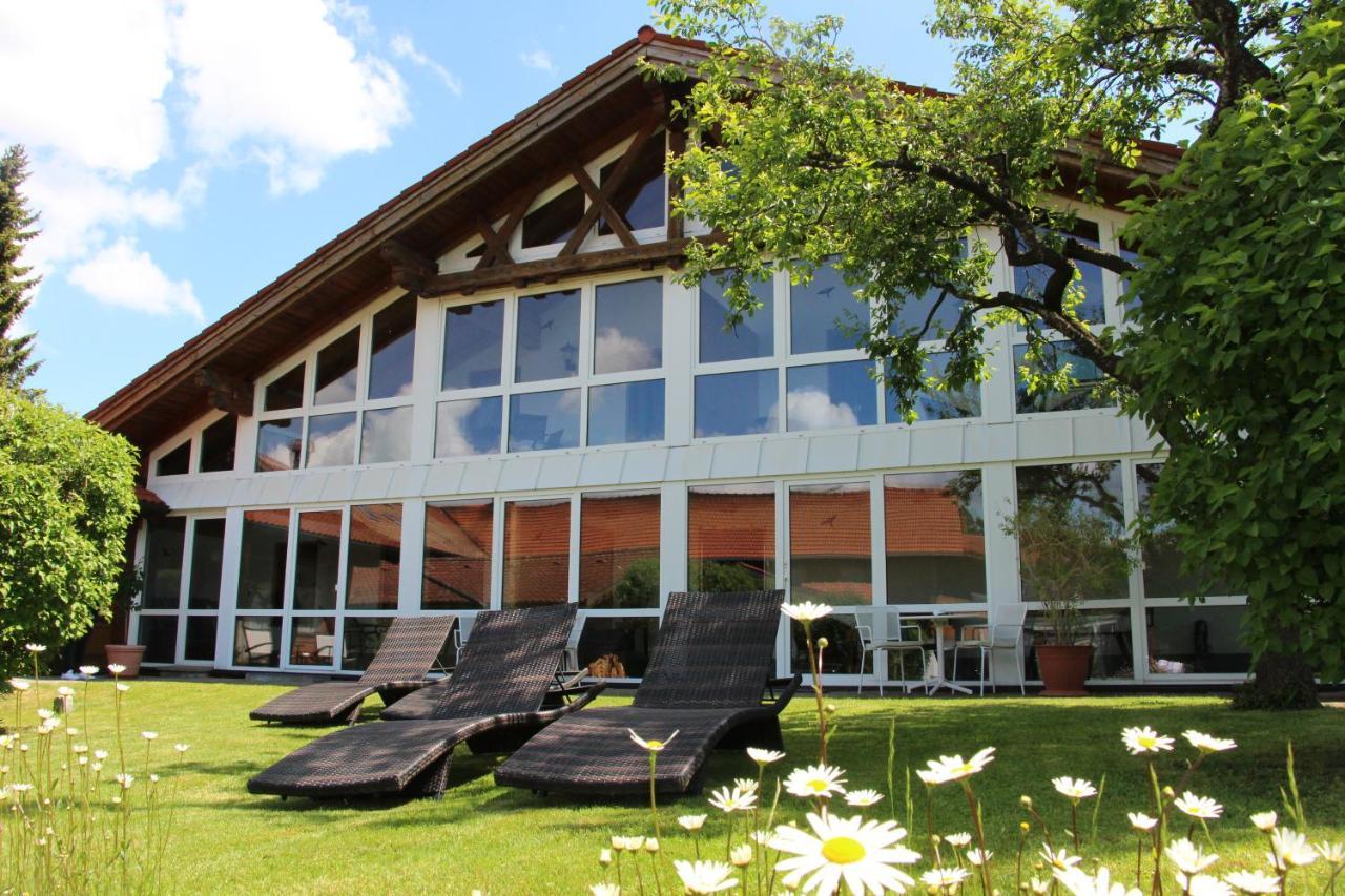 Landhaus Grobert Seeg Buitenkant foto