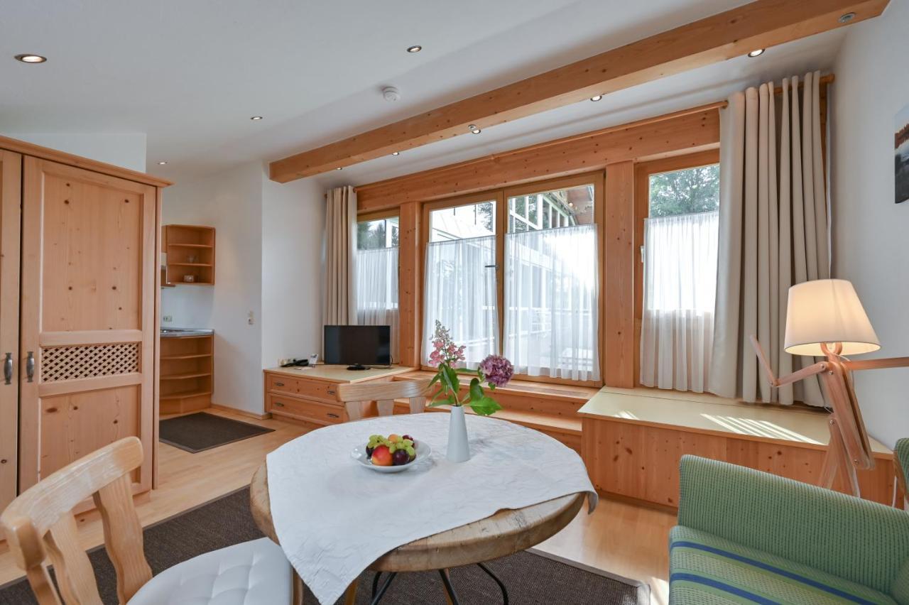 Landhaus Grobert Seeg Buitenkant foto