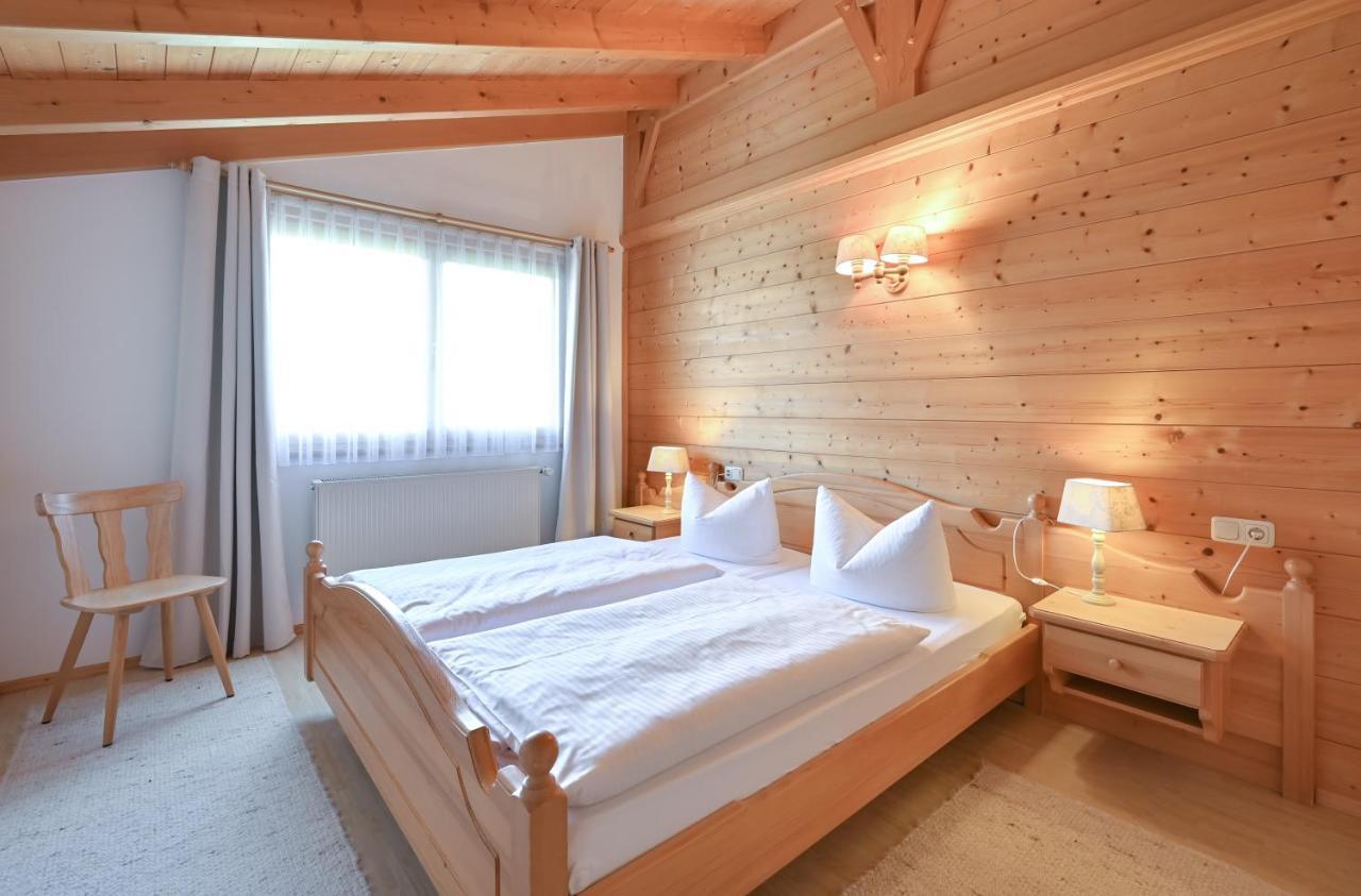Landhaus Grobert Seeg Buitenkant foto