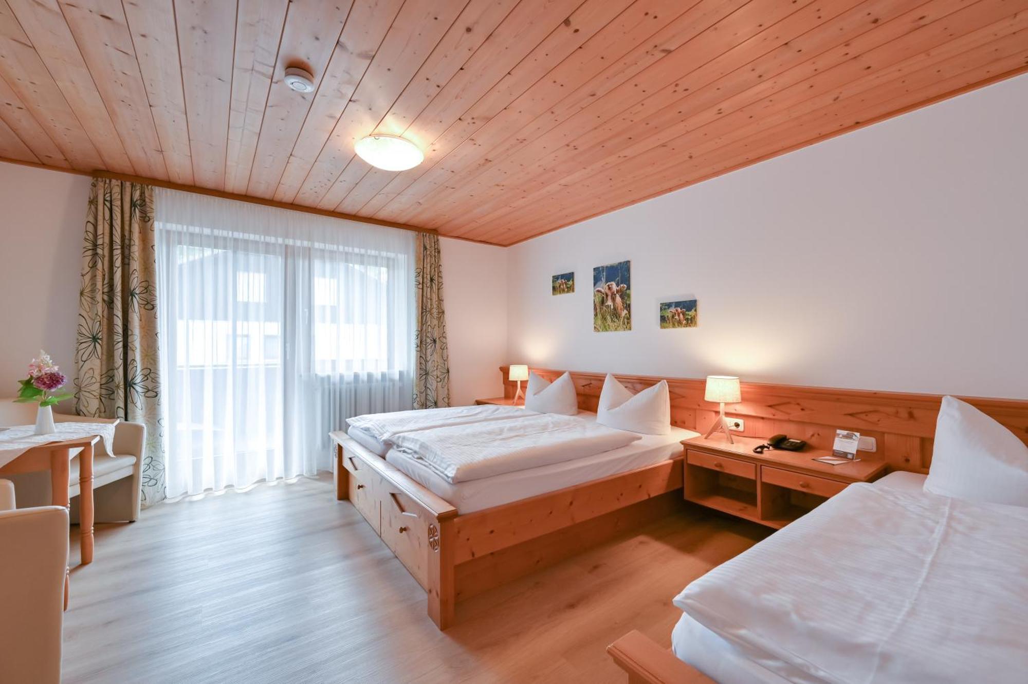 Landhaus Grobert Seeg Buitenkant foto