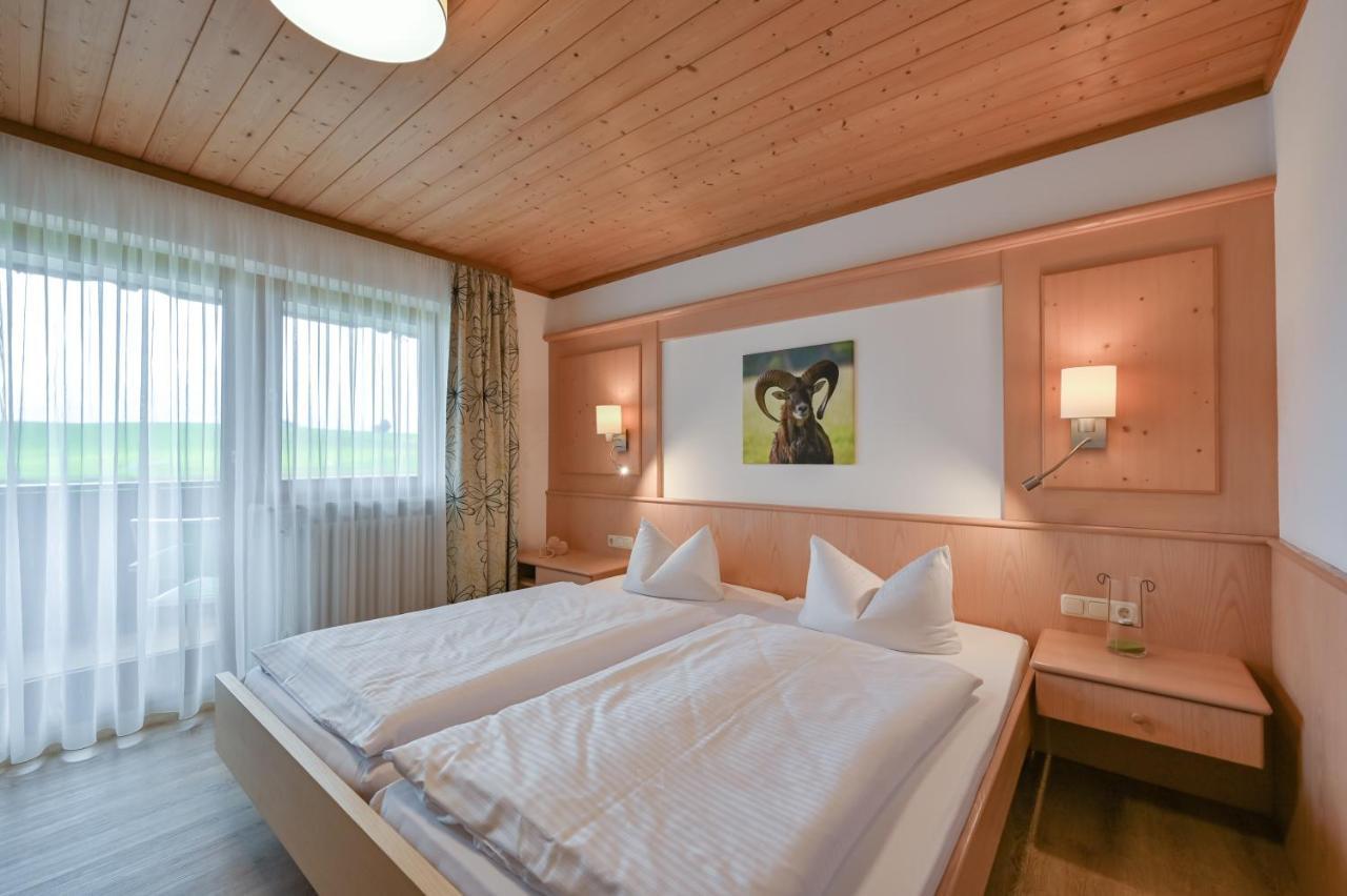 Landhaus Grobert Seeg Buitenkant foto