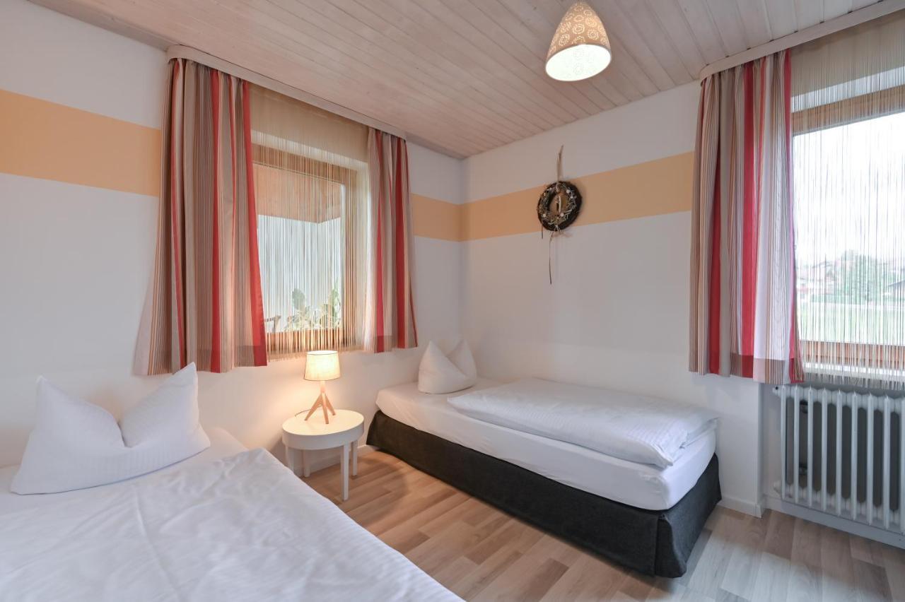 Landhaus Grobert Seeg Buitenkant foto